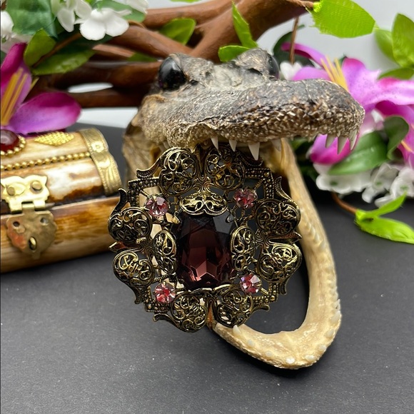 unbranded Jewelry - Czech glass filigree brooch